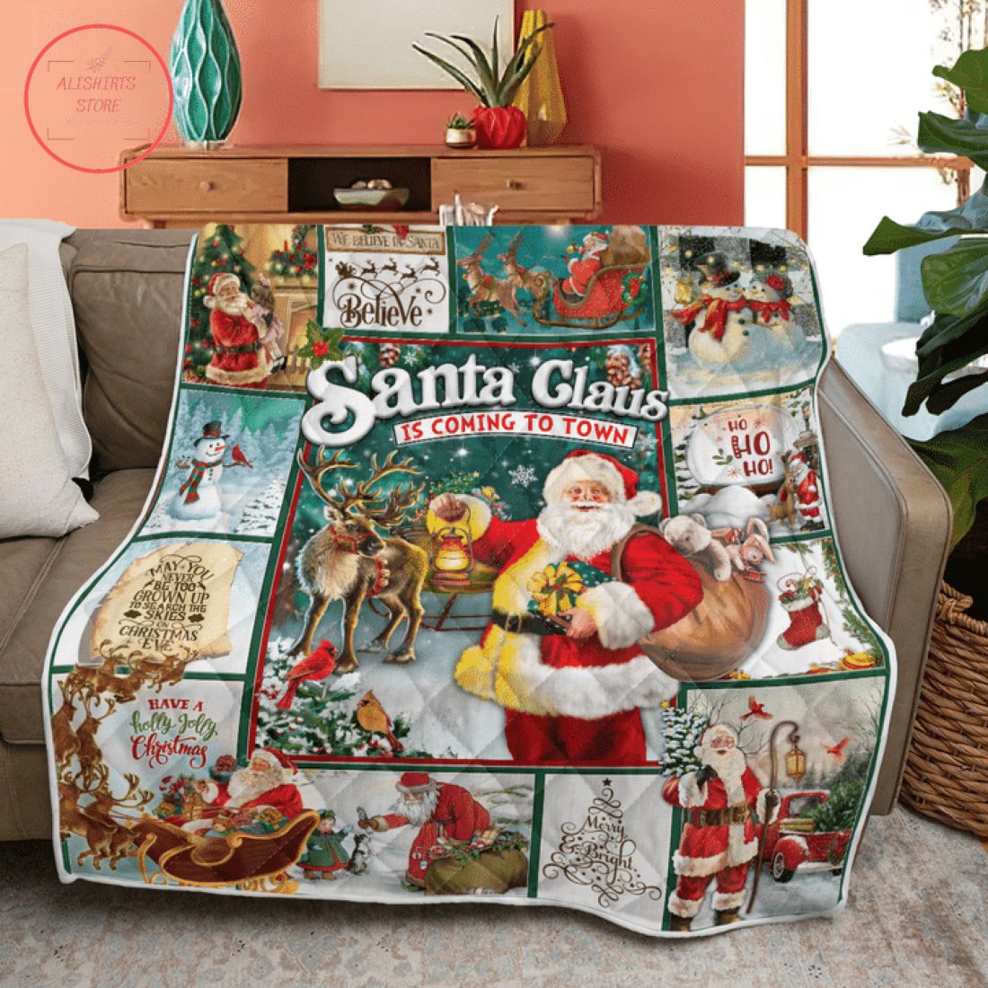 Santa Is Coming To Town Quilt Blanket